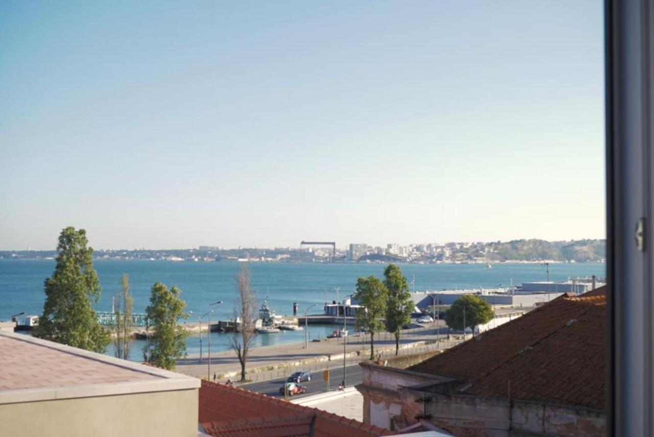 Апартаменты Lisbon Alfama Tagus Экстерьер фото